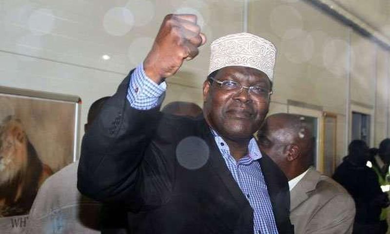 miguna-fist-up