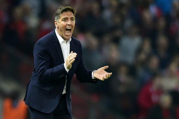 Celta Vigo's coach Eduardo Berizzo gestures on the touchline during the UEFA Europa League semi-final, second-leg football match between against Manchester United May 11, 2017