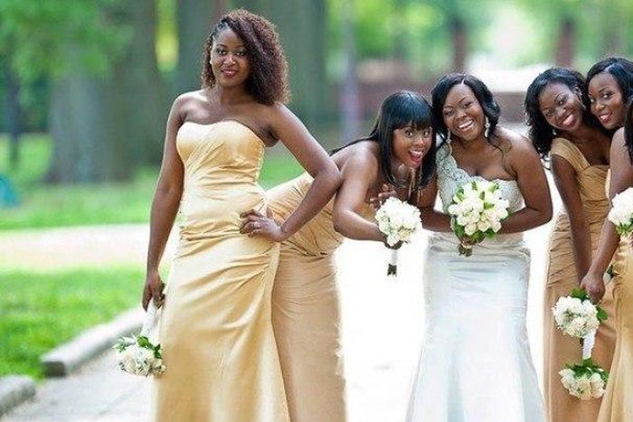 Why birdesmaids wear the same colours