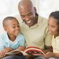 ___9087321___2018___11___9___10___father-and-children-reading