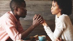 ___9099384___2018___11___13___11___dating+feat