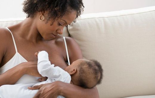 ___9125368___2018___11___21___9___o-MOM-BREASTFEEDING-facebook