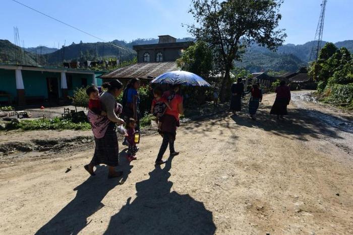 Many people from the indigenous village Yalambojoch, the home of eight-year-old Felipe Gomez, who died in the US on Christmas Eve, dream of emigrating to the United States