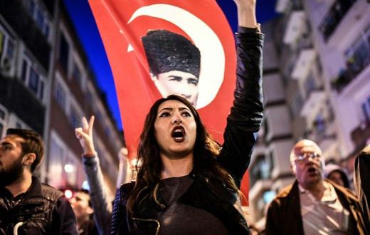 Demonstrators are calling for the result of the referendum to be annulled
