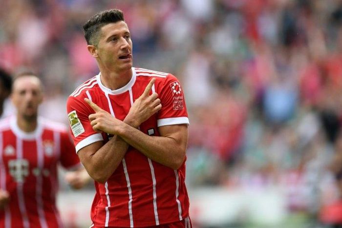 Bayern Munich's Robert Lewandowski celebrates scoring during their match against Werder Bremen in Bremen, nothern Germany, on August 26