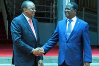 Raila sets the stage for Uhuru’s visit with 2 messages