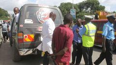 File image of police officers on duty. A matatu in Embu sped off with two police officers who were later dumped in a forest in Kirinyaga