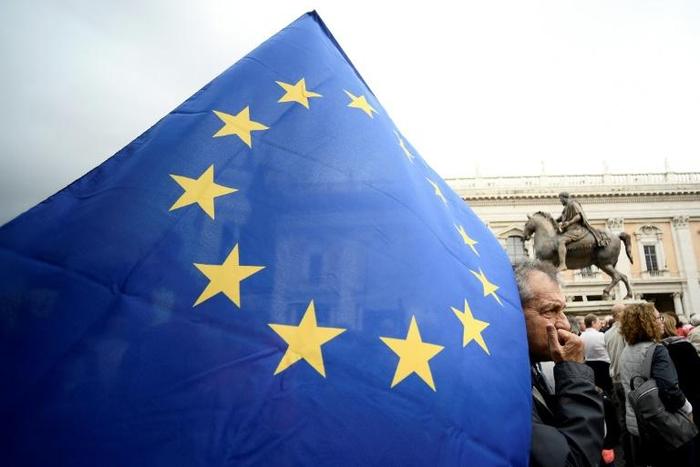 European sources believe that the cost of servicing Italy's debt quickly turned Rome away from confrontation with Brussels