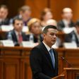 Romania faces a new political crisis after the ruling leftwing party pulled its support for Prime Minister Sorin Grindeanu