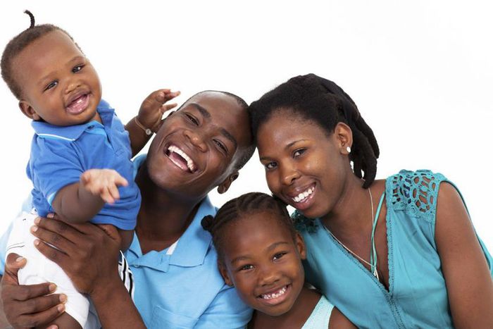 ___8937065___2018___10___4___15___family