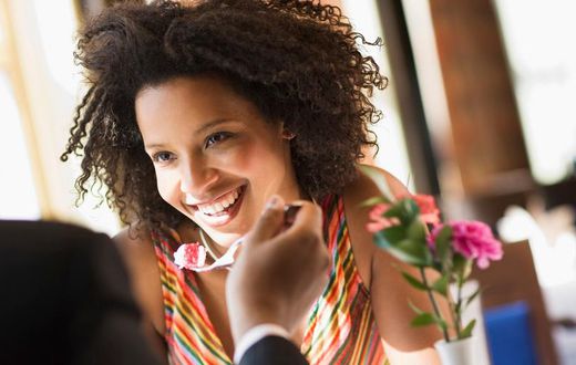 ___7418944___2017___10___5___11___o-COUPLE-ON-DATE-AFRICAN-AMERICAN-facebook