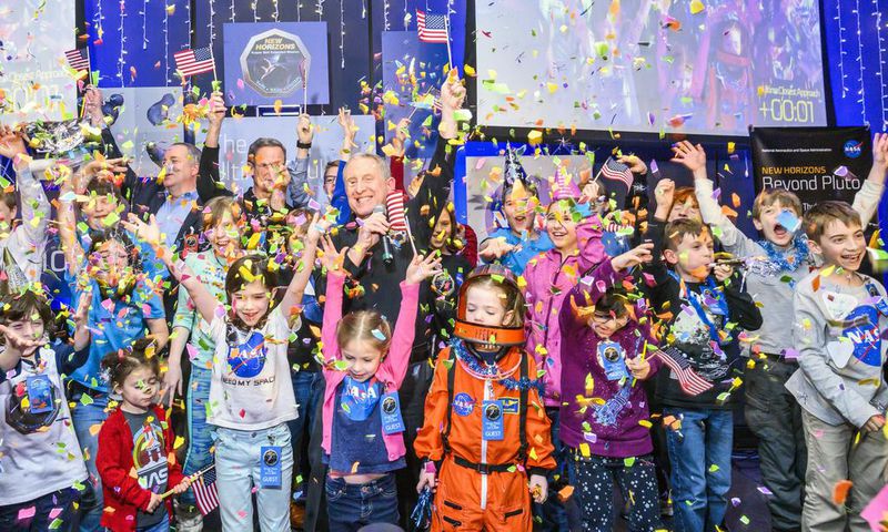 NASA's New Horizons Spacecraft Signals Successful Flyby of Ultima Thule