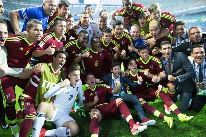 Venezuela's players celebrate their victory during the U-20 World Cup semi-final football match on June 8, 2017