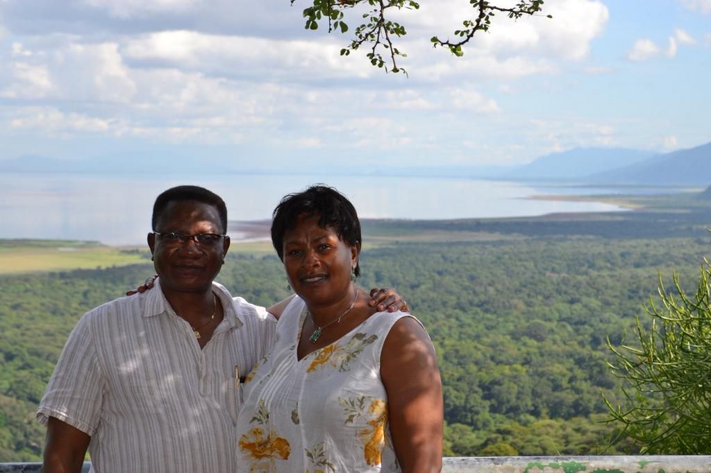 ___8899708___2018___9___25___15___wavinya