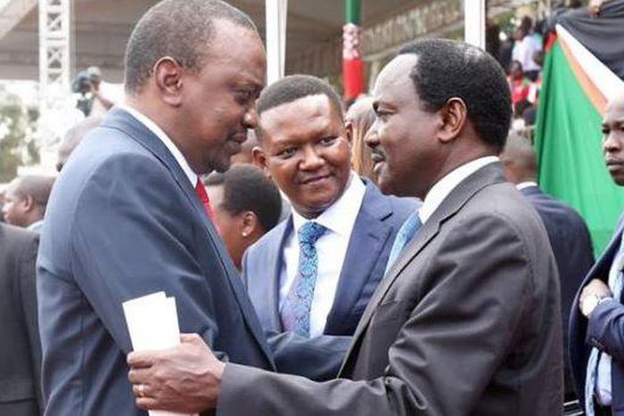 ___9088251___2018___11___9___12___kalonz-and-Uhuru-Kenyatta