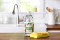 A simple and convenient way to clean your dirty microwave