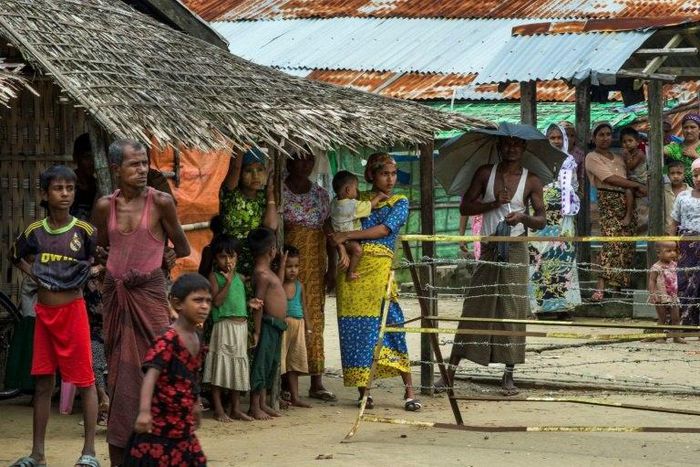 Muslim Rohingya gather at the Thet Kal Pyin displacement camp in Sittwe in 2016