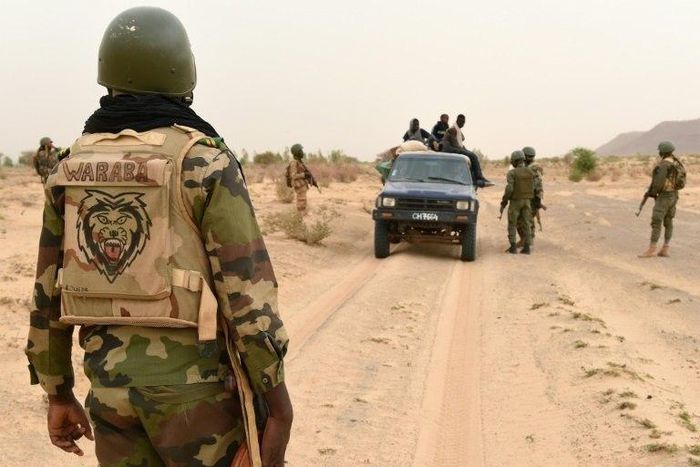 Malian army forces patrol east of Timbuktu in 2015