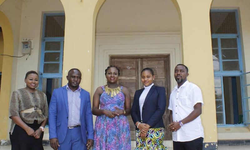 Mercy Masika with other guest at Jokate Mwengelo office in Kisarawe. Mercy Masika’s kind act in Tanzania impresses Jokate Mwengelo (Video)