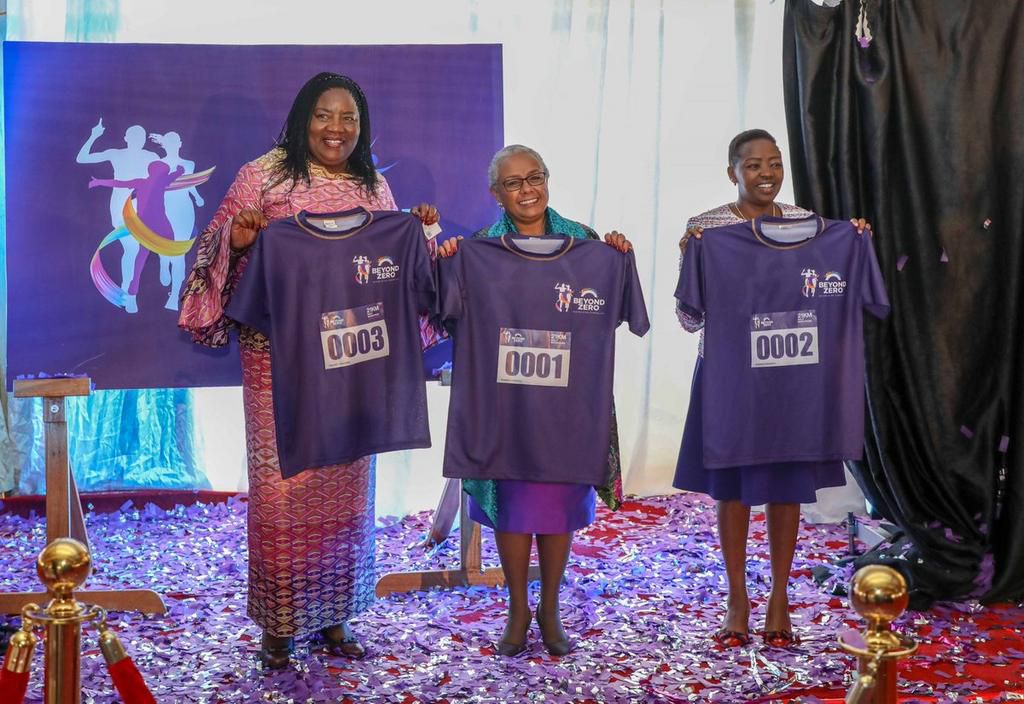 ___9166105___2018___12___4___15___maggy+ida+rachel