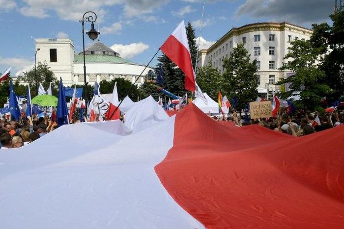 Hundreds of government opponents protest in front of the parliament building in Warsaw, on July 16, 2017