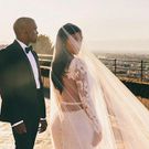 These photos will convince you to have a long bridal veil on your wedding day