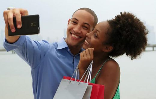 ___6944179___https:______static.pulse.com.gh___webservice___escenic___binary___6944179___2017___7___5___9___Couple+taking+a+selfie_1