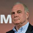 Hoeness says skyrocketing transfer fees are 'madness'