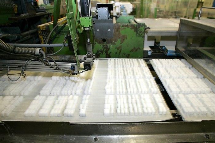 A new study suggests sugar intake may increase the likelihood of developing "common mental disorders", but some researchers are taking the findings with a pinch of salt