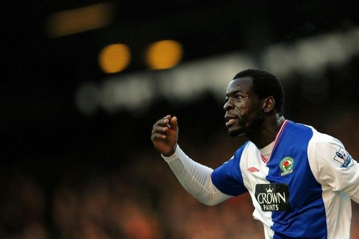 Veteran Congo international defender Christopher Samba signed a one-year contract with English second-tier side Aston Villa, a club he says he has always had "the utmost respect for"