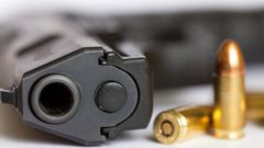 2 shot dead in early morning robbery