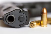2 shot dead in early morning robbery