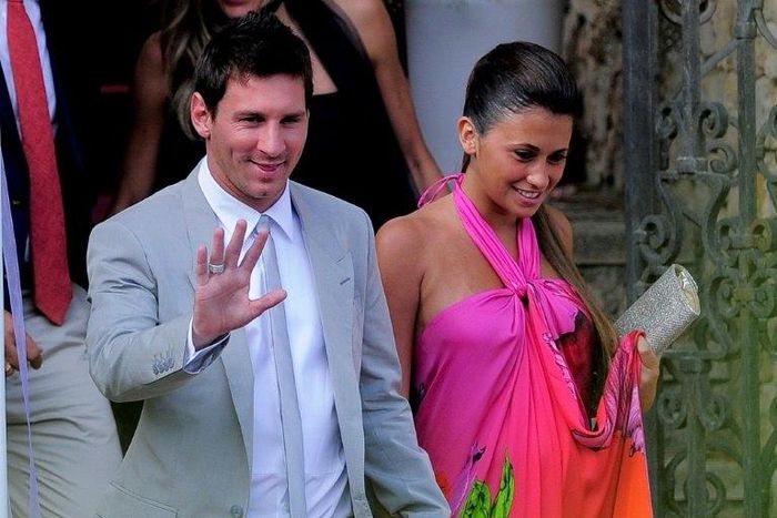 Lionel Messi and his now soon-to-be-wife Antonella Roccuzzo at a friend's wedding in 2012