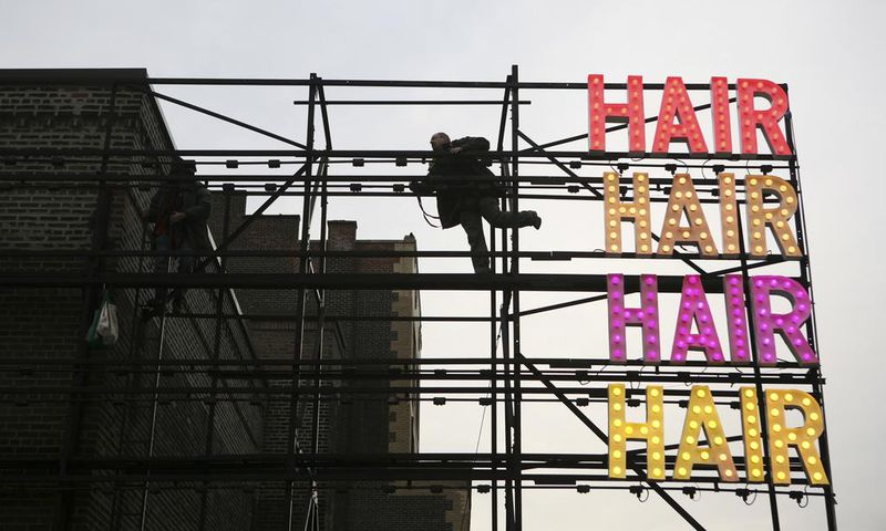 'The Cool Guy': Pop and Theater Stars Celebrate the Composer of 'Hair'