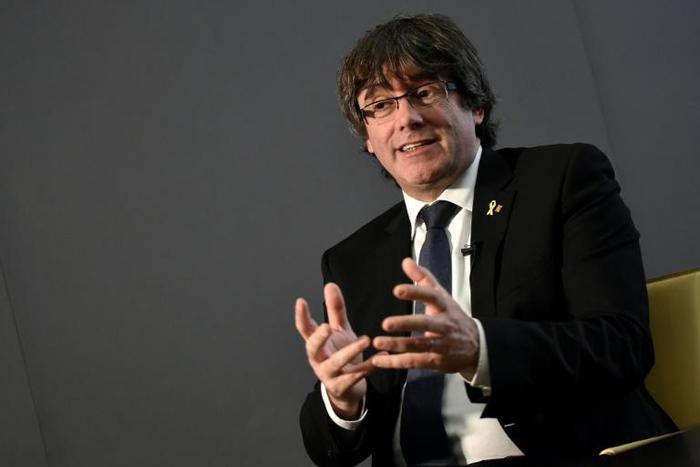 Former Catalan president Carles Puigdemont and five colleagues held in Spain have filed a UN rights complaint against Madrid