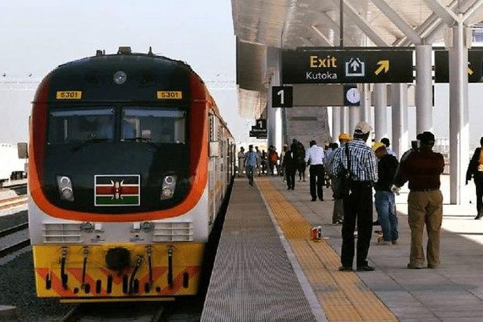 File image of commuters at an SGR terminus. Police have arrested 7 employees at the SGR in a new ticketing scandal