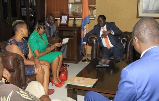 ___9106946___2018___11___15___8___raila+slay