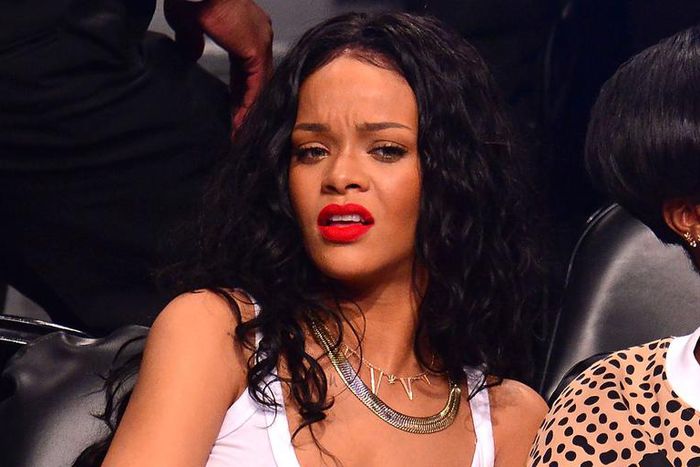 ___9084233___2018___11___8___13___riri+feat