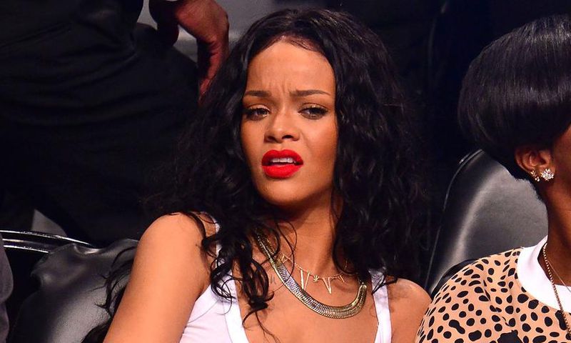 ___9084233___2018___11___8___13___riri+feat