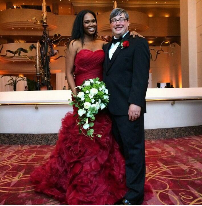 12 brides who walked down the isle in colored gowns (Photos)