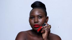 ___9096116___2018___11___12___14___lips