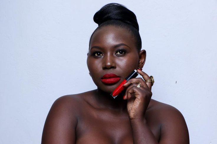 ___9096116___2018___11___12___14___lips