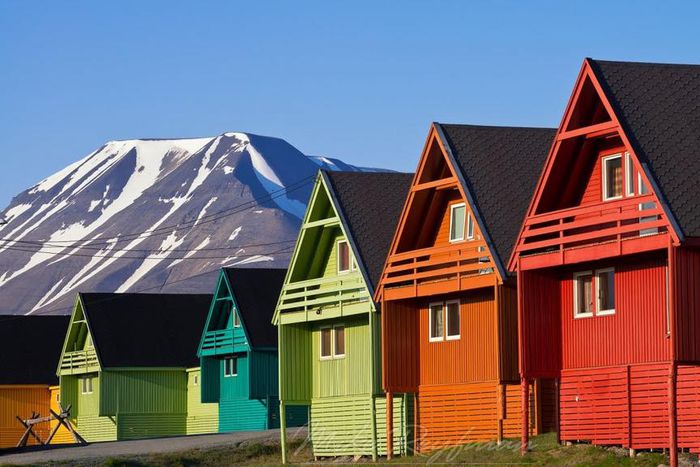 ___7217968___https:______static.pulse.com.gh___webservice___escenic___binary___7217968___2017___8___28___14___YouTube_1