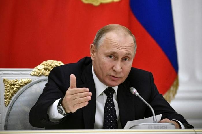 Russian President Vladimir Putin has reassured his US counterpart Donald Trump that Moscow remains "open to dialogue"