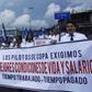 Copa Airlines pilots protest in front of the Tocumen airport on June 8, 2017 in Panama City demanding a pay rise