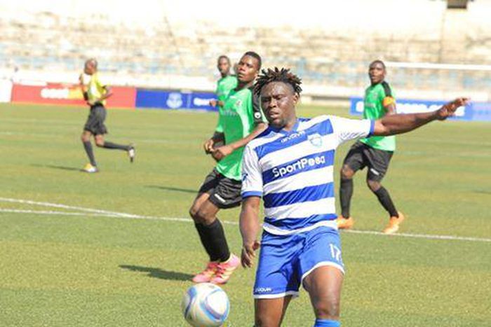 ___6801889___https:______static.pulse.com.gh___webservice___escenic___binary___6801889___2017___6___8___7___Gilbert+Fiamenyo+against+Singida+United