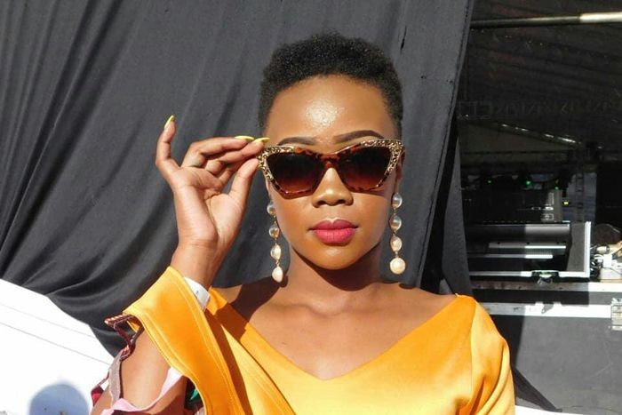 ___9141886___2018___11___27___8___koro+feat