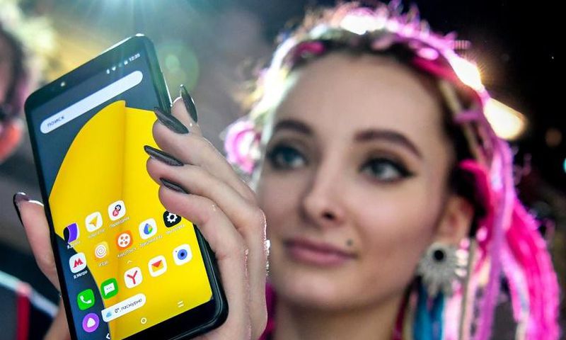Russian internet giant Yandex launches its first smartphone costing around $269
