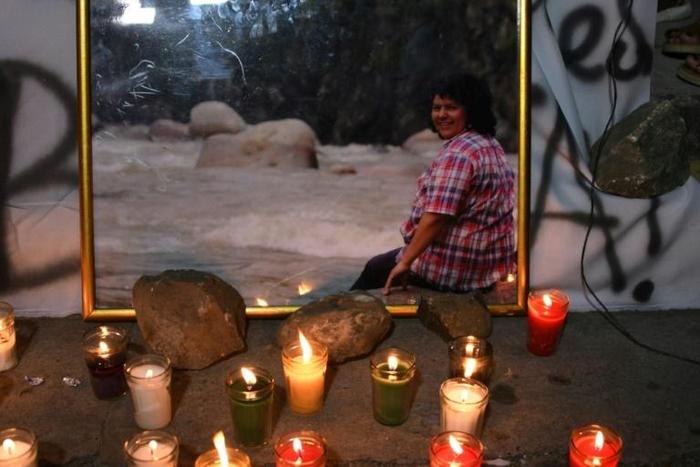 Prior to her murder Berta Caceres had received numerous death threats because she was mobilizing Lenca Indians against the construction of a hydroelectric power station on the territory of this ethnic group