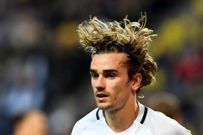 French forward Antoine Griezmann has extended his contract with Atletico Madrid